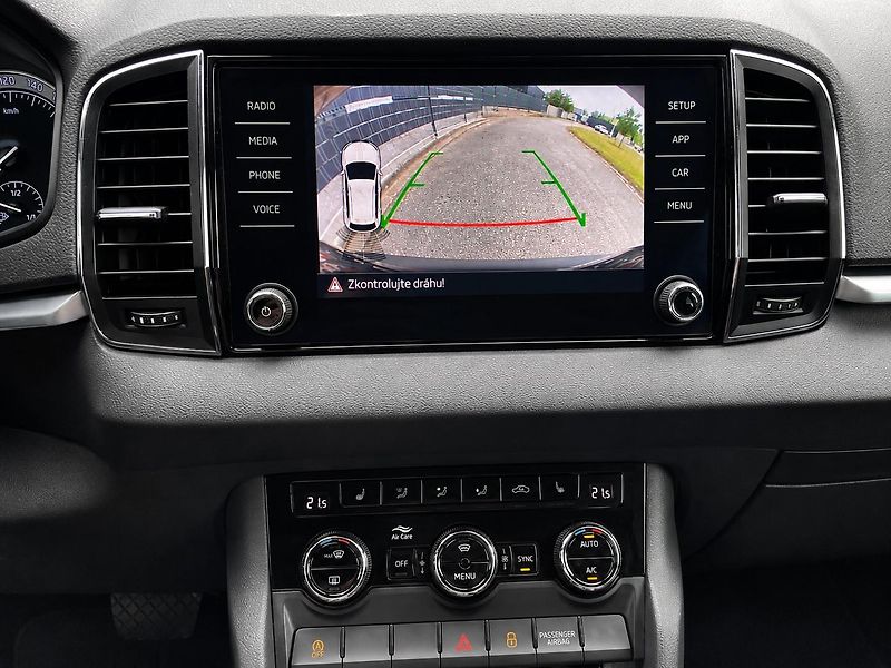 Škoda Karoq (2020) 1.5 TSI 110 kW DSG STYLE - fotka 17 z 34