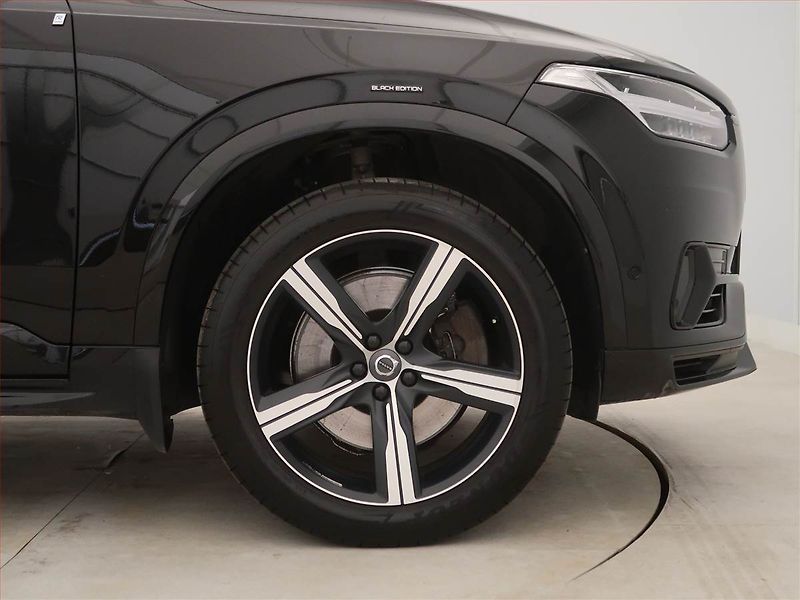 Volvo XC90 (2018) R-Design T8 Twin Engine AWD - fotka 15 z 27