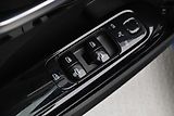 Mercedes-Benz Třídy C 2,0 220d 147kW 4MATIC AVANTGAR - náhled 25
