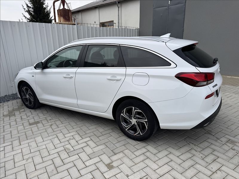 Hyundai i30 1,5 T-GDi WG DPH 1.maj původČR - fotka 10 z 50