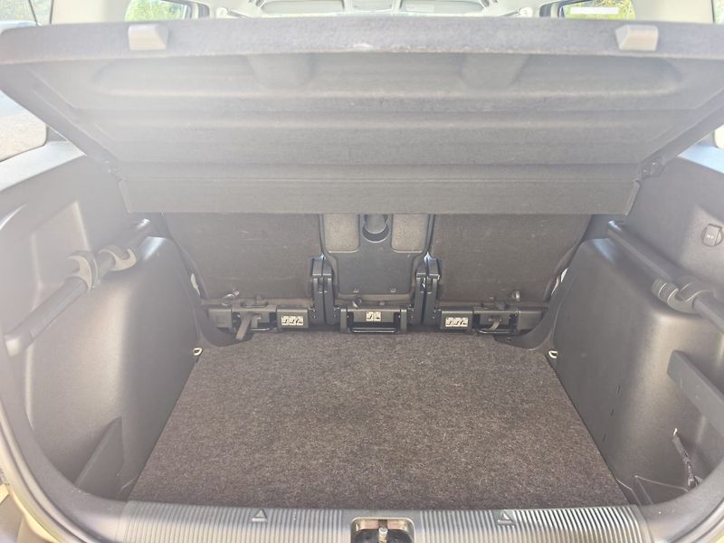 Škoda Yeti 2.0TDi KLIMA/1.MAJ/BEZ KOROZE - fotka 12 z 21