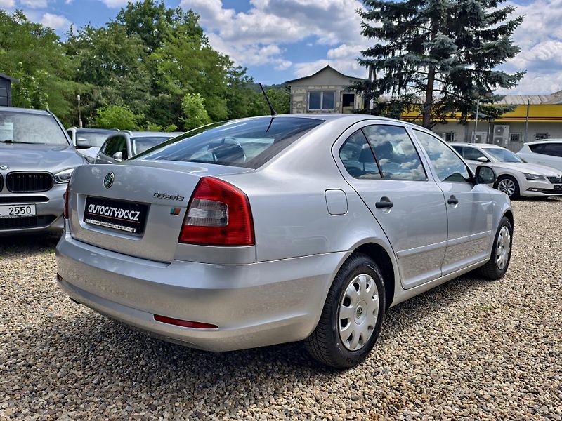 Škoda Octavia 1.4 TSi 90kW, KLIMA, ČR - fotka 19 z 19