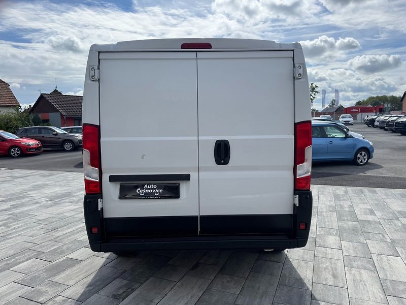 Peugeot Boxer (2021) L1H1 2.2HDi 88kW - fotka 6 z 29