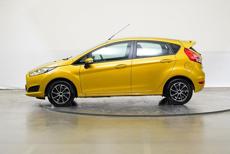 Ford Fiesta - fotka 3 z 25