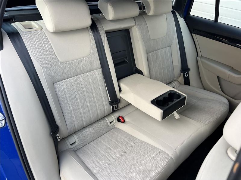 Škoda Octavia 2,0 TDi DSG STYLE nové rozvody - fotka 18 z 39