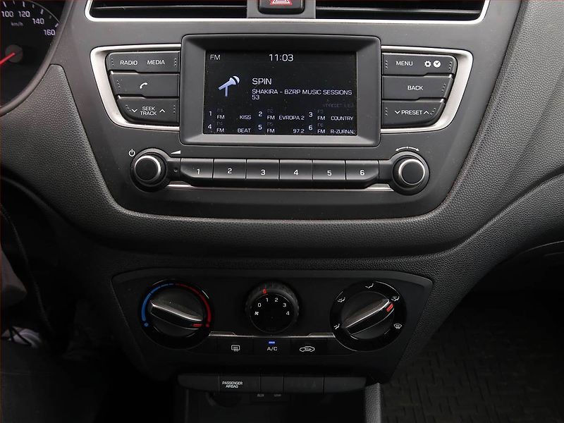 Hyundai i20 (2020) 1.2 - fotka 12 z 13