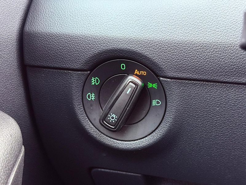Škoda Octavia 2.0 TDi DSG 4x4 Scout, ČR - fotka 26 z 30