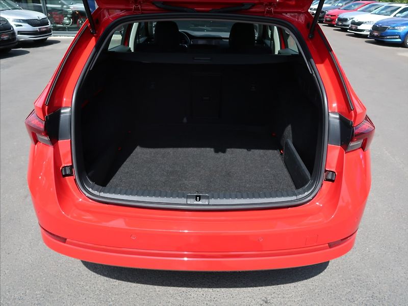 Škoda Octavia 2,0 TDi,1majČR,Serv.kn.,DPH - fotka 21 z 26