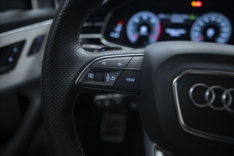 Audi Q7 3,0 TDI QUATTRO S-LINE 1. MAJ - fotka 23 z 45