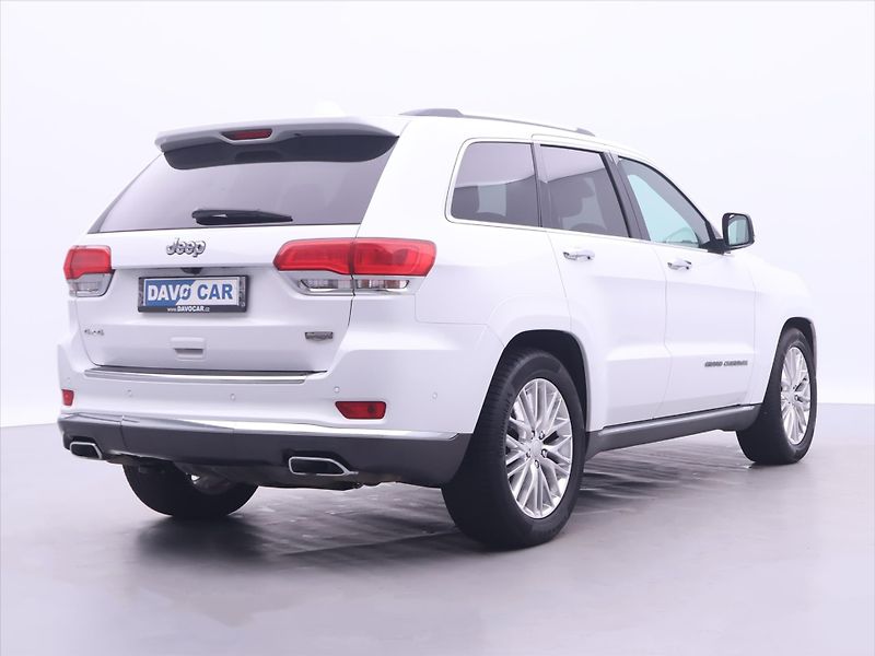 Jeep Grand Cherokee 3,0 CRDI 184kW Summit 4x4 CZ - fotka 7 z 43
