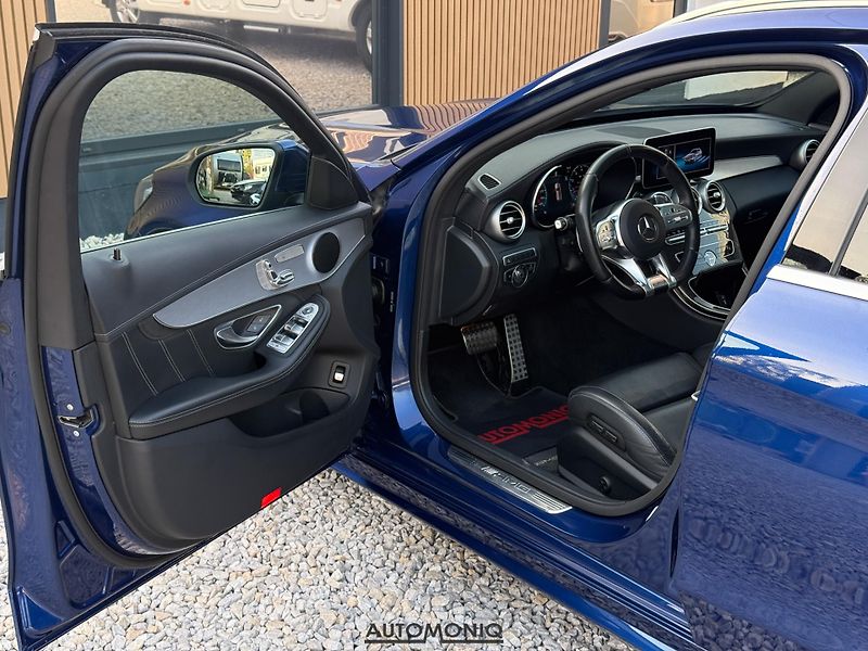 Mercedes-Benz Třídy C (2019) C 63 T AMG Pano, LED, Ambient - fotka 13 z 29