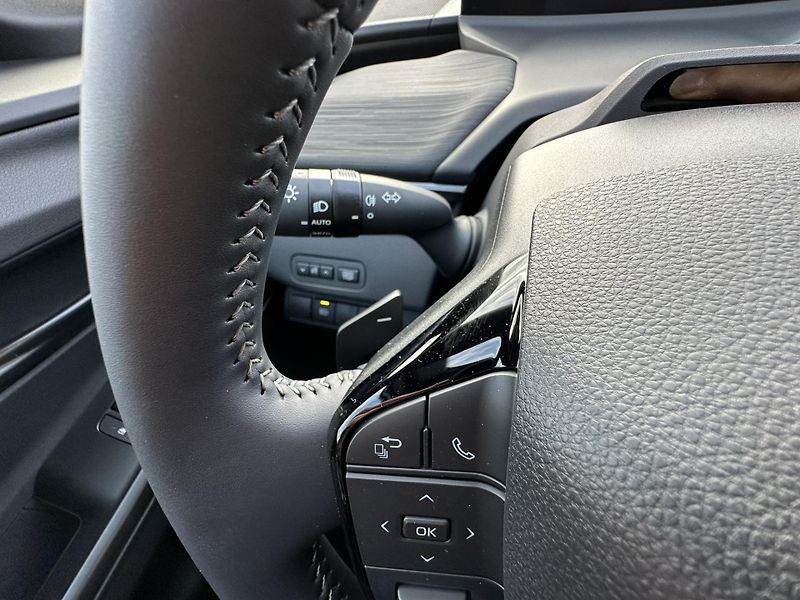 Toyota C-HR (2026) C-HR+ BEV167 - STYLE  - fotka 12 z 28