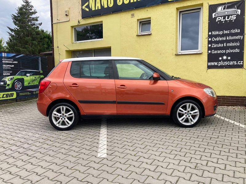 Škoda Fabia 1,4i (63kW) *KLIMATIZACE* - fotka 5 z 14