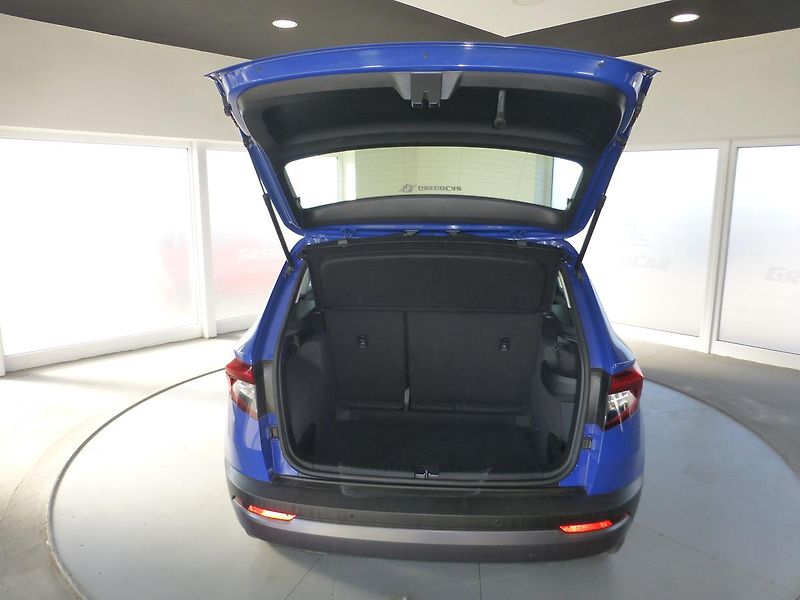 Škoda Karoq (2018) 1,6TDI*PARK.S**ALU***VYHŘ.SED. - fotka 20 z 22