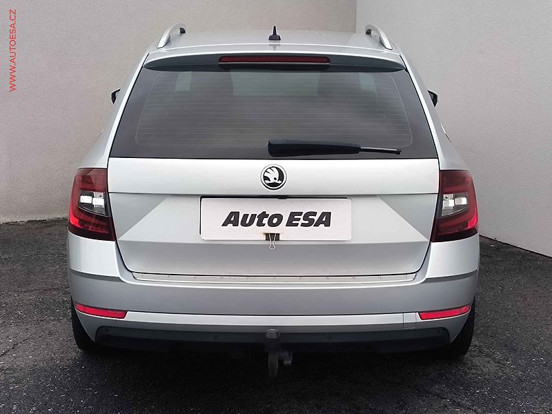 Škoda Octavia (2019) 2.0 TSi, Style, DSG, LED, TZ - fotka 5 z 24