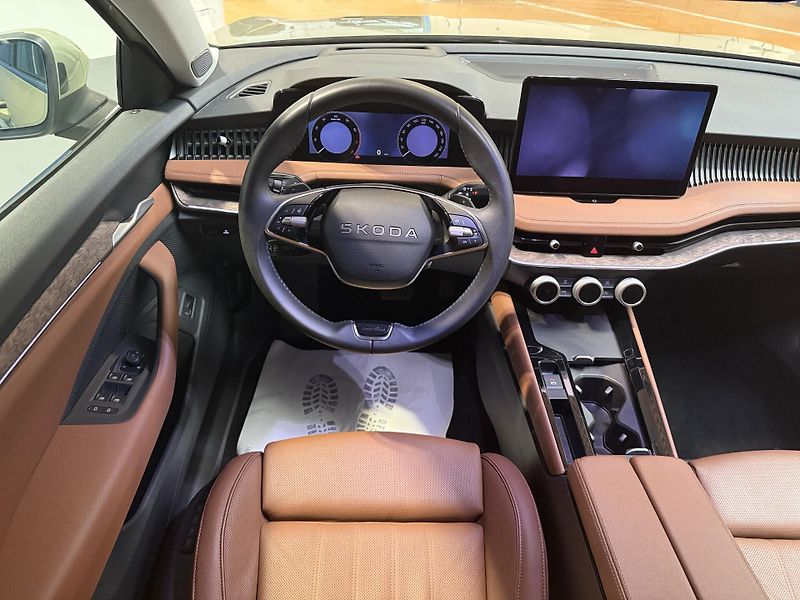 Škoda Superb 1.5 TSI 110kW ACT L&K DSG - fotka 5 z 19