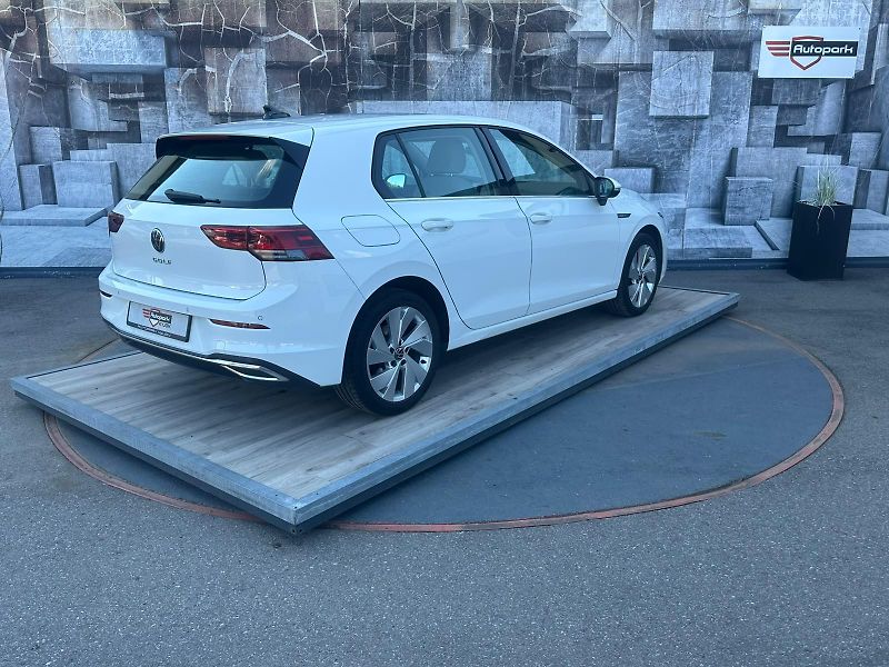 Volkswagen Golf (2022) 2.0TDi, 110KW,STYLE,MATRIX,DPH - fotka 6 z 26