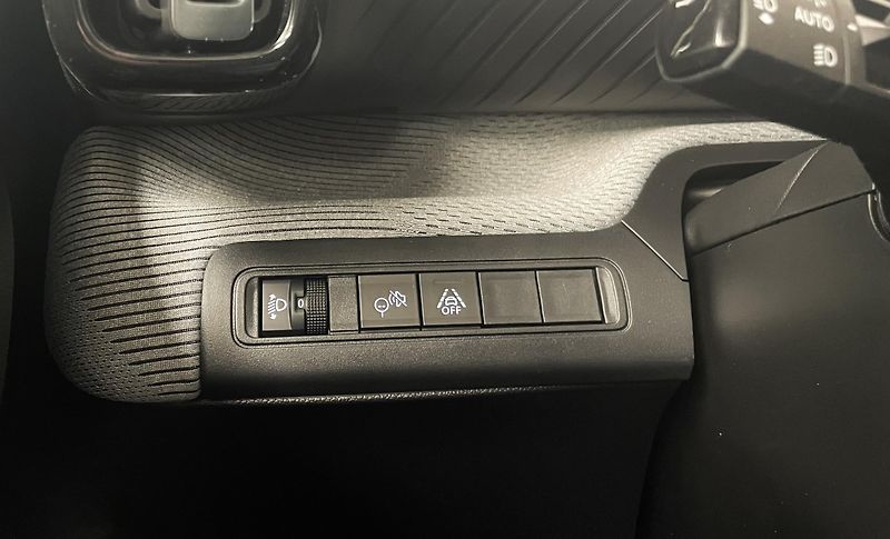 Citroën C3 (2026) MAX 1,2 Hybrid 110 aut - fotka 22 z 25