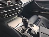 BMW Řada 5 (2018) M Sport 520d xDrive - náhled 15