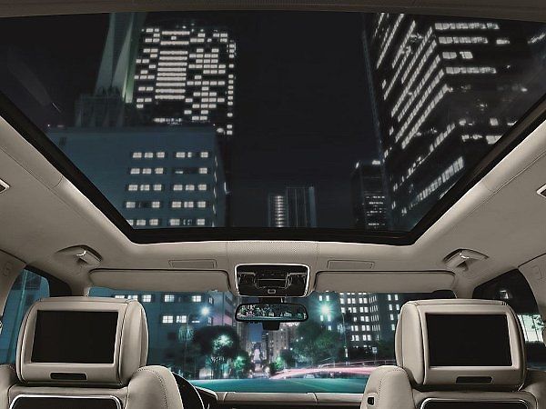 Range Rover.