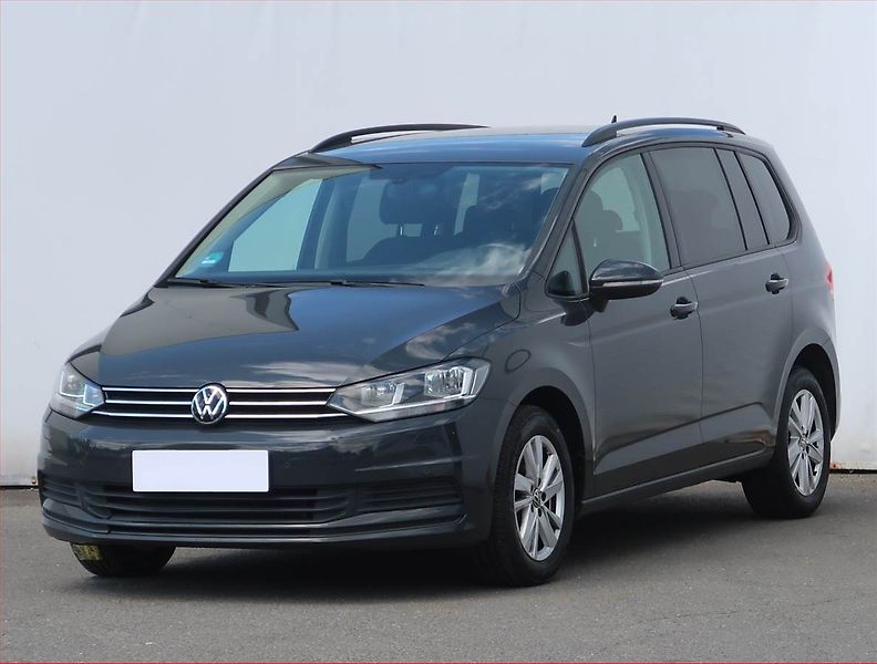 Volkswagen Touran (2020) Comfortline 2.0 TDI - fotka 2 z 21