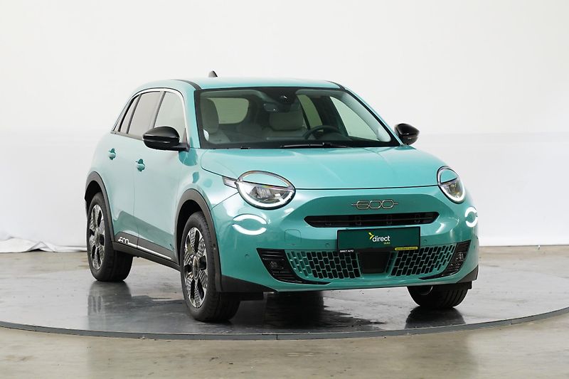 Fiat 600e - fotka 2 z 6