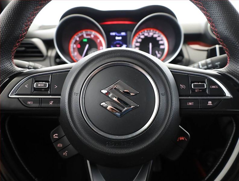 Suzuki Swift (2019) 1.4 BoosterJet Sport - fotka 8 z 17