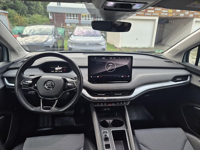 Škoda Enyaq 150kw, iV80 19ALU SOH 90% - fotka 10 z 44