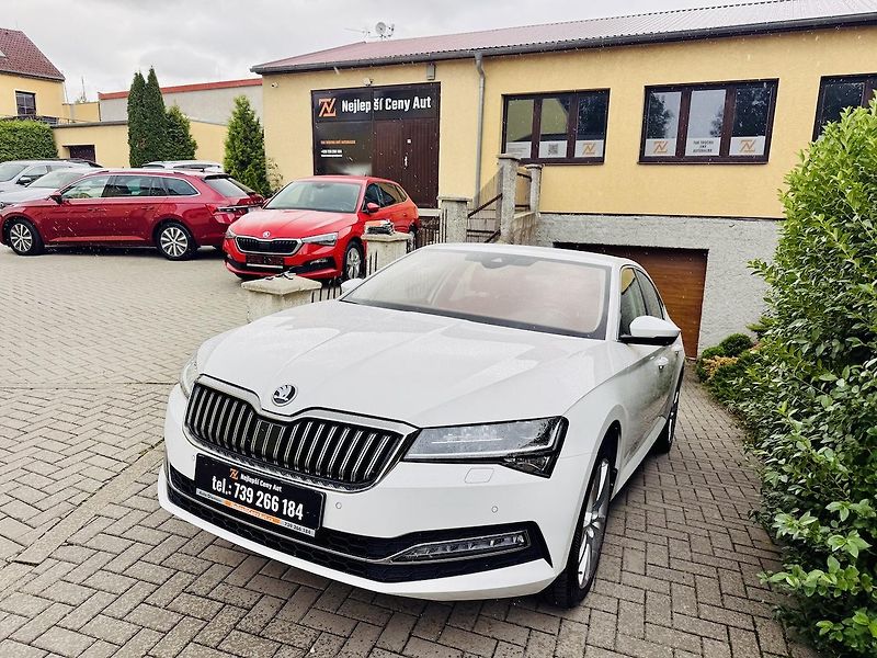 Škoda Superb (2020) 2.0TDi 140kW STYLE 4x4 DSG ČR - fotka 14 z 20