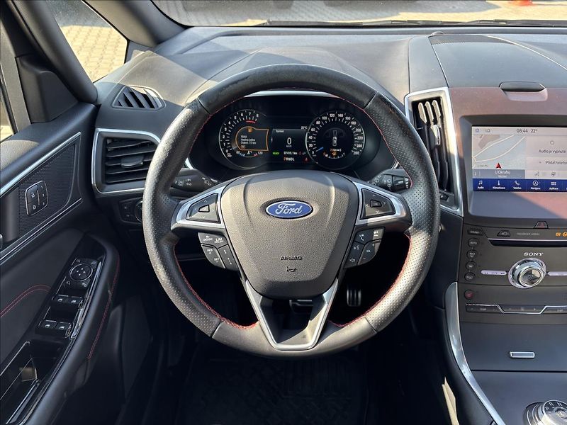 Ford S-MAX 2,5 HEV ST-Line 140kW - fotka 21 z 55