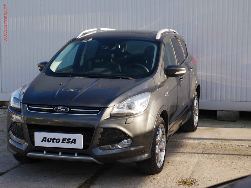 Ford Kuga (2016) 2.0 TDCi 4x4, 1.maj, Navi - fotka 3 z 18