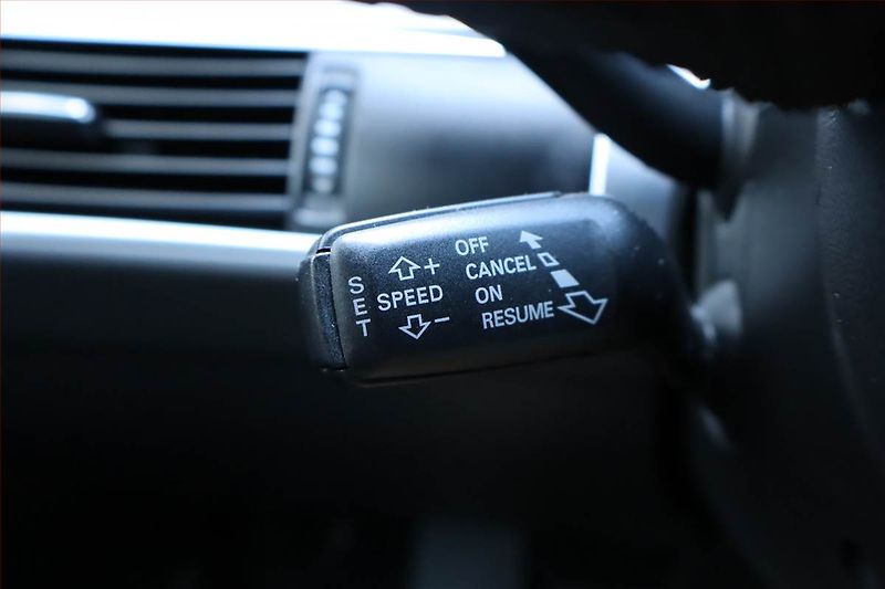 Audi A6 Allroad (2010) 3.0 TDI, 4X4, Automat, Navi - fotka 24 z 29