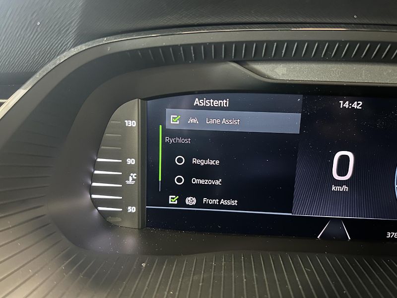 Škoda Octavia (2022) 1.0TSi Ambition REZERVACE - fotka 16 z 24