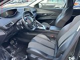 Peugeot 3008 (2018) 1.2 PT, Allure, AT, navi - náhled 10