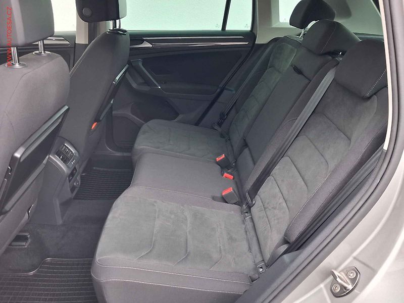 Volkswagen Tiguan (2016) 1.4 TSI, 1.maj,ČR, LED, masáž - fotka 10 z 17