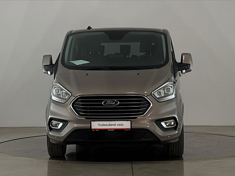 Ford Tourneo Custom TitaniumL2 - fotka 4 z 27