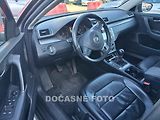 Volkswagen Passat (2014) 2.0 TDi, 2.maj, Panor, navi - náhled 2