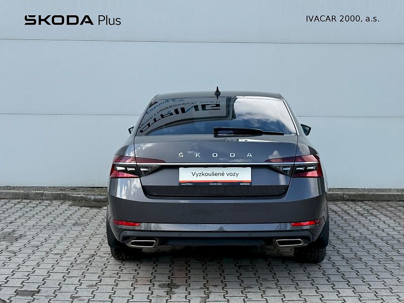 Škoda Superb (2022) 2.0 TSI 206 kW DSG 4x4 L&K - fotka 6 z 29
