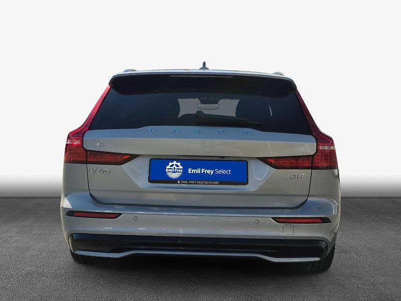 Volvo V60 B4 Plus Dark - fotka 5 z 15