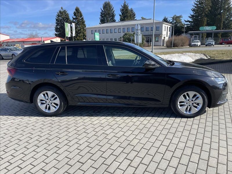 Škoda Octavia 2,0 TDi 110kw DSG Style Nehava - fotka 5 z 39