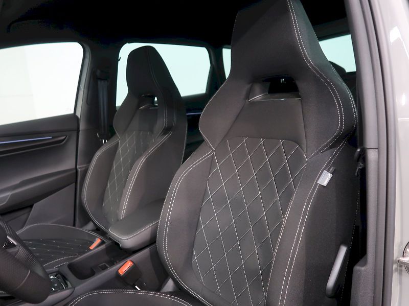 Škoda Karoq (2026) SPORTLINE 2.0TDI 110KW 4x4 DSG - fotka 14 z 45