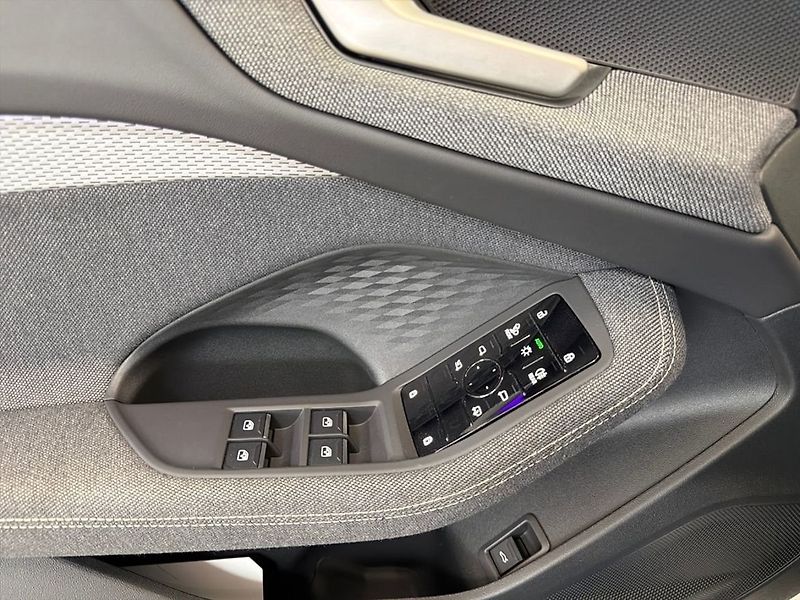 Audi A5 TDI q S-Line 360 Matrix NezTop - fotka 14 z 23