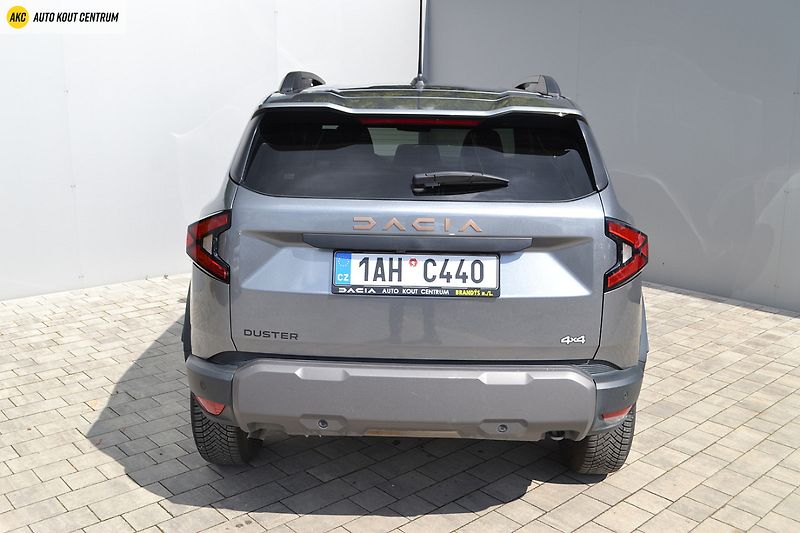 Dacia Duster EXTREME TCE 130 4x4 - fotka 4 z 58