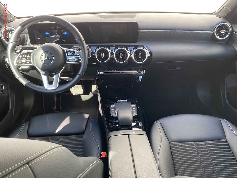 Mercedes-Benz Třídy A (2022) 1.3 CGi A 180, ČR, AT, LED - fotka 8 z 24