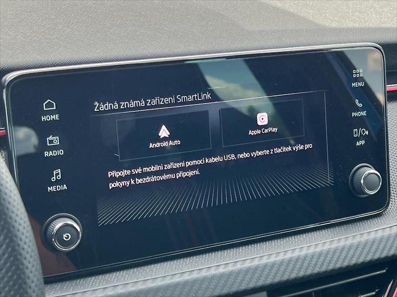 Škoda Scala 1,0 TSi 85kW MONTE CARLO - fotka 23 z 30