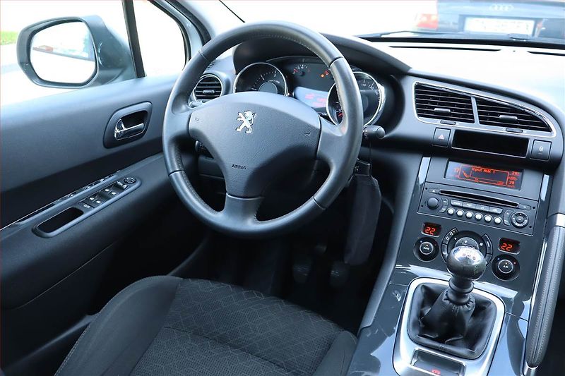 Peugeot 3008 (2014) 1.6 HDi, Serv.kniha, Tempomat - fotka 7 z 20