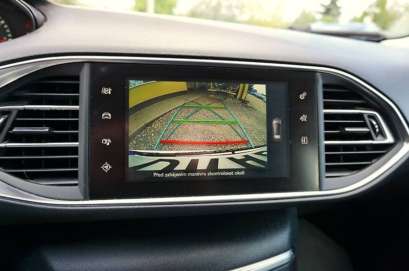 Peugeot 308 (2016) 308 ACTIVE 1,2 PT 81 kW - fotka 35 z 46