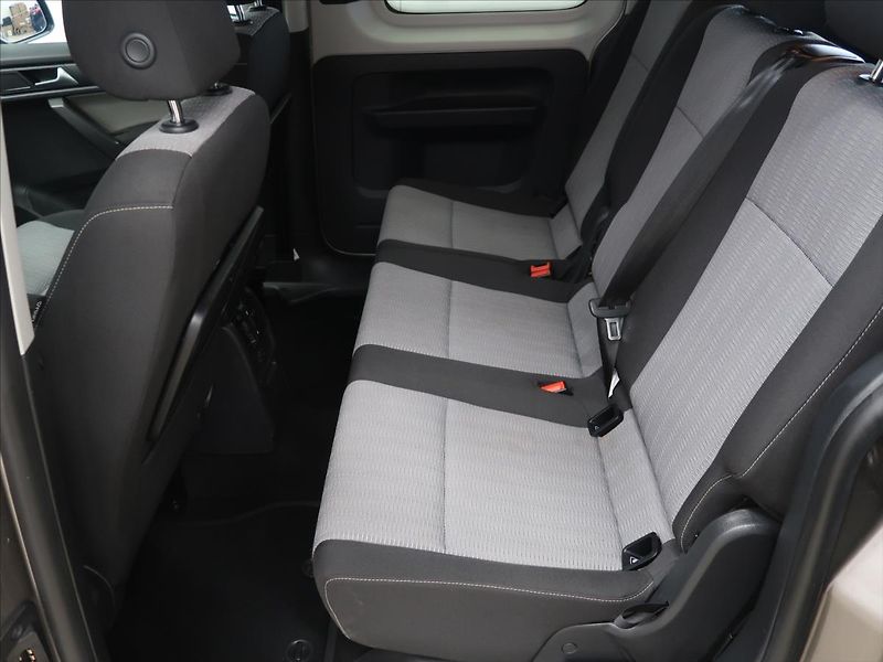 Volkswagen Caddy 1,4 TSI DSG Maxi! - fotka 16 z 33