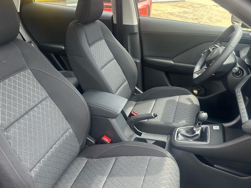 MG ZS (2025) 1,5 DVVT Excite - fotka 6 z 20