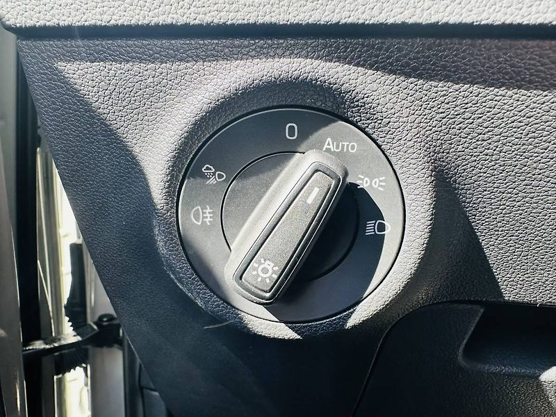 Škoda Karoq Sportline 2,0TDI 110kW DSG7 4x - fotka 22 z 37